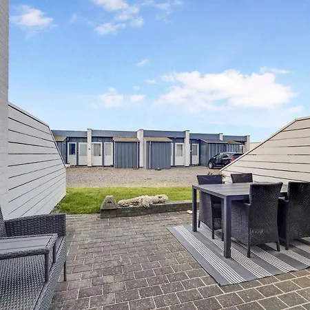 Holiday home In The First Row To The *
